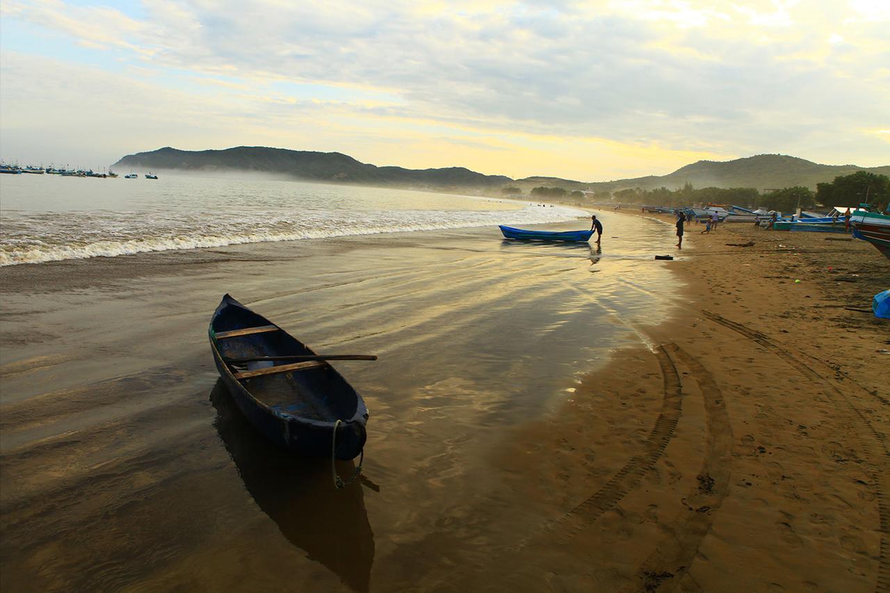 Mantaraya Lodge Пуэрто-Лопес Экстерьер фото