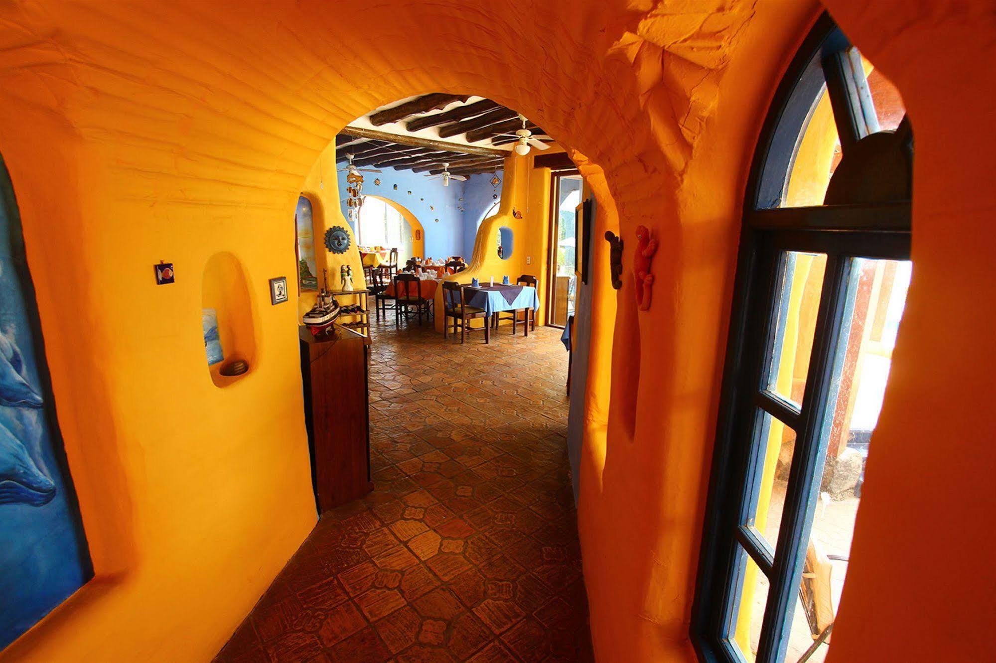 Mantaraya Lodge Пуэрто-Лопес Экстерьер фото