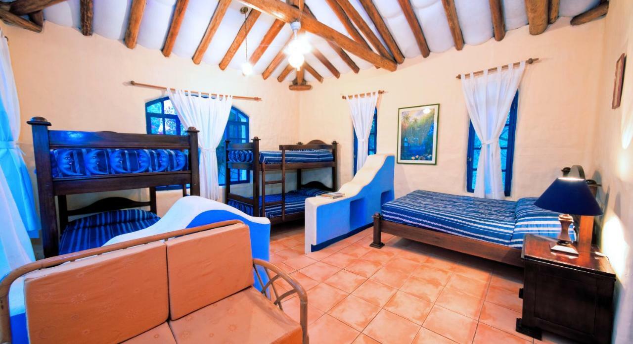 Mantaraya Lodge Пуэрто-Лопес Экстерьер фото